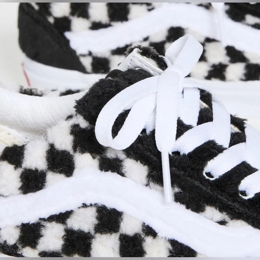 NWT VANS checkerboard sneakers - Picture 6 of 11